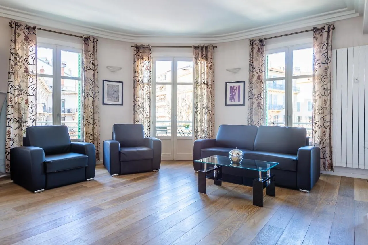 Victor Hugo - Modern And Sunny, Terrace, 2 Baths Apartment Nice France